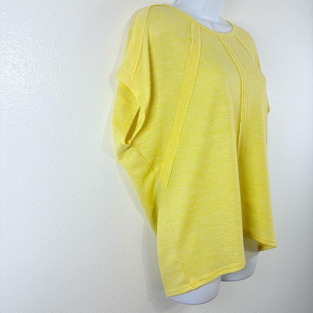 Relaxed Yellow Short Sleeve Women's Tee - Picture 3 of 8
